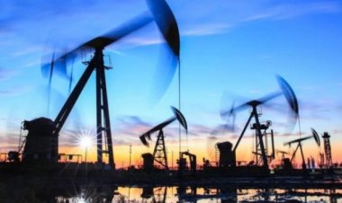 توقعات بارتفاع المعروض العالمي للنفط بقيادة أربع دول