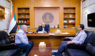 الرئيس الزُبيدي يطّلع على أوضاع المرافق الصحية بالعاصمة عدن ومحافظة لحج