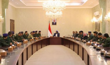 النائب المحرّمي يعقد اجتماعاً موسعاً بقيادة وزارة الداخلية ورؤساء المصالح