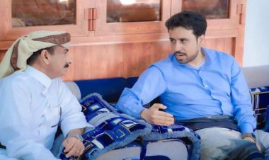 الغيثي : محافظ شبوة يقود رؤية تنموية طموحة جديرة بالدعم والمساندة