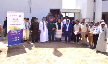 بدعم من الهلال الأحمر الإماراتي.. نيابة استئناف سيئون تفرج عن 14 سجين من المعسرين