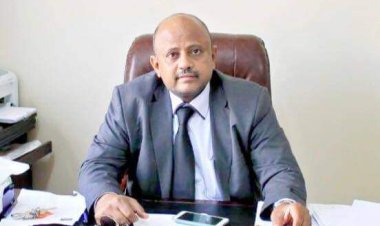 بتزامن مع أزمة المعتمرين بالمنفذ.. ما يعمل رئيس الاتحاد السياحي اليمني في المحافظات الجنوبية