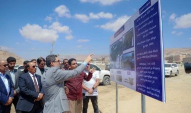 بن مبارك يطالب بمخطط حضري يتناسب مع مكانة المكلا