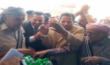 محافظ أبين يدشن افتتاح مركز الغسيل الكلوي بمستشفى الشهيد محنف بلودر