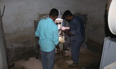 مهندسو طوارئ كهرباء حضرموت يعملون على إعادة التيار