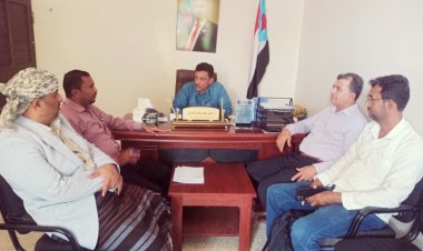 رئيس تنفيذية انتقالي أبين يلتقي مدير عام مديرية سرار