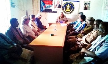 انتقالي الوضيع يعقد لقاءً تشاورياً برؤساء اللجان المحلية للمجلس الانتقالي بمراكز المديرية