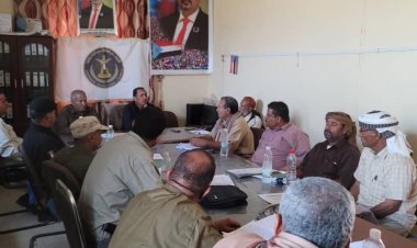 الضالع :اللجنة المجتمعيه بالحصين تعقد اجتماعها الدوري لشهر ابريل