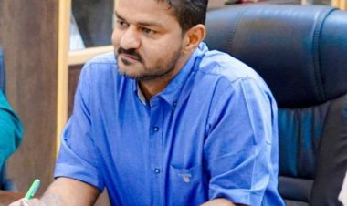 معاوية يشيد بإنجازات وحدة حماية الأراضي في عدن