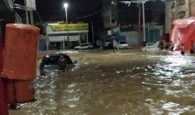 أمطار غزيرة تتحول إلى سيول في الغيضة