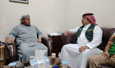 محافظ سقطرى يناقش مع مدير مكتب البرنامج السعودي لتنمية واعمار اليمن تفعيل عدد من المشاريع الحيوية المعتمدة من البرنامج