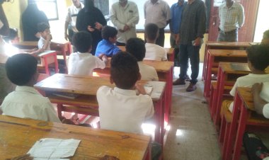 رئيس تنفيذية انتقالي زنجبار يشيد بحملة التوعية (لا للغش)  المنفدة بمدارس اامديرية