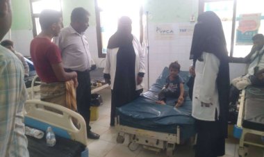 رئيس انتقالي زنجبار يتفقد مستشفى المديرية ويثني على عمل الطواقم الطبية