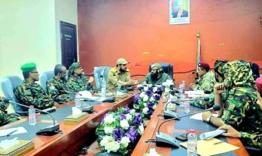 العميد الوالي يلتقي قيادة حزام أبين ويشدد على أهمية مُضاعفة الجهود لإرساء الأمن والاستقرار بالمحافظة