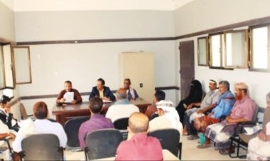 لحج: مدير عام مديرية كرش يشدد على ضرورة تفعيل دور المكاتب التنفيذية والاستماع لهموم وقضايا المواطنين