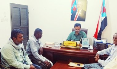 رئيس انتقالي أبين يناقش الصعوبات والتحديات التي تواجه سير نشاط عمل مكتب الثقافة بالمحافظة