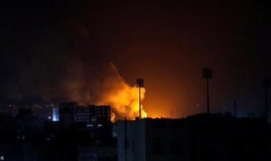 الحوثيون يعترفون بمقتل وجرح "115" جراء الغارات الأمريكية البريطانية بالأمس