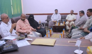 وفد الجمعية الوطنية يزور هيئة التأمينات في سيئون