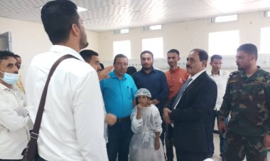 محافظ الضالع يزور مستشفى الضالع المركزي ويفتتح عدد من الاقسام