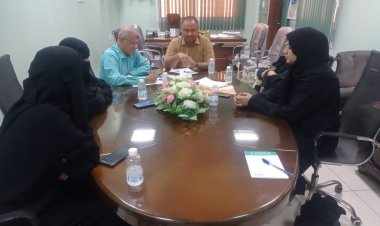 الجمحي:يناقش مع منظمة ماري ستوبس اوجه التعاون المشترك بين الجانبين بحضرموت الساحل