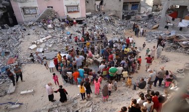 أطفال غزة يستقبلون أول أيام عيد الأضحى من وسط الدمار