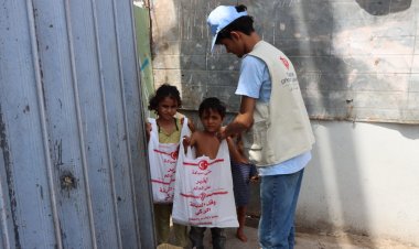 فرحة العيد تصل إلى 1000 أسرة في عدن