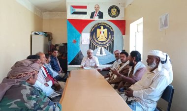 انتقالي سرار يناقش الصعوبات التي تواجه إدارة كهرباء المديرية وسبل معالجتها