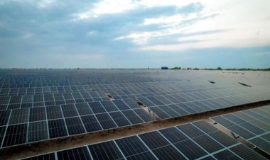 تعرف على حقيقة تضرر المحطة الشمسية بعدن من الرياح