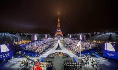 العاصمة الفرنسية باريس تقيم أجمل احتفال لدورة الألعاب الأولمبية للعام 2024م