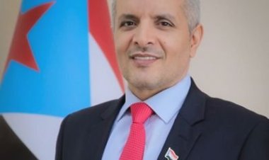 اليافعي يطالب الأقلام الحرة بالدفاع عن قضية الجنوب وكشف محاولات التشويه