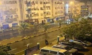 عاجل.. هطول أمطار متوسطه على العاصمة عدن