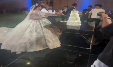 عروسة تُمازح زوجها بطريقة عفوية .. وهذا ما حدث