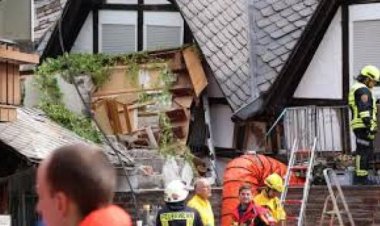 مصرع شخصين في انهيار فندق بألمانيا