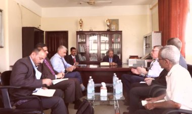 محافظ الضالع يلتقي فريق مكتب المبعوث الخاص للأمين العام للأمم المتحدة