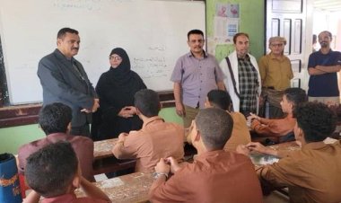 مدير عام المنصورة يشيد بمستوى إقبال الطلبة في أول أيام العام الدراسي الجديد