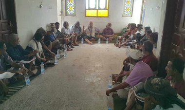 لقاء قبلي بلودر يؤكد رفضه للدعوات المناطقية المقيته ويعلن مساندته ودعمه للقوات الجنوبية.