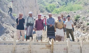 رئيس  انتقالي سرار يدشن العمل في رصف طريق رهوة قرض