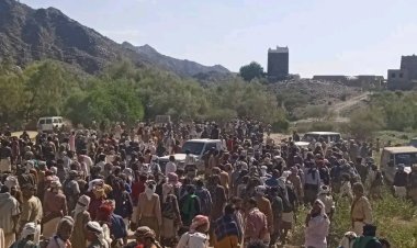 في تشييع مهيب.. أبين تودع أبرز هاماتها الإجتماعية وأحد مشائخها الكبار