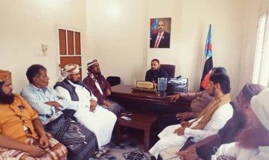 دائرة الفكر والإرشاد بالأمانة العامة تناقش مع قيادة انتقالي أبين تعزيز دور أئمة وخطباء المساجد وترشيد الخطاب الديني