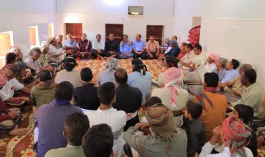 لجنة التواصل بحضرموت تلتقي بالمناصب والمشايخ ومنظمات المجتمع المدني بمديرية رخية