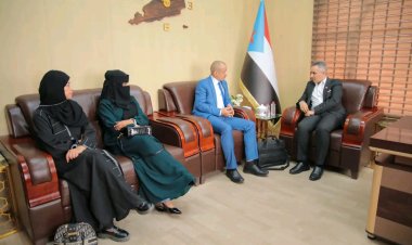 اليافعي يستقبل رئيس وكادر مؤسسة اليوم الثامن للإعلام والدراسات