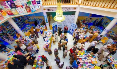 المحافظ بن الوزير يدشن معرض شبوة للكتاب ويؤكد على دور الثقافة في بناء المجتمع