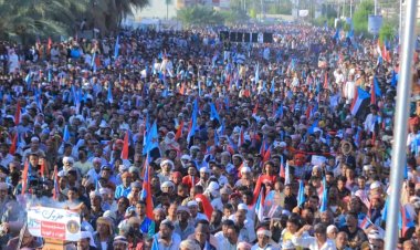 بدعوة من المجلس الانتقالي.. أبناء حضرموت يحتشدون في مليونية الهوية الجنوبية بمدينة سيئون بمناسبة ذكرى ثورة 14 أكتوبر