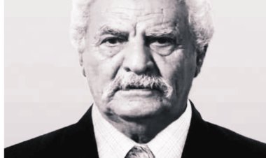 العميد المشوشي يعزي مدير عام المنصورة في رحيل والده المناضل علي مُحمد الداؤودي