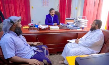 المحافظ بن الوزير يستمع باهتمام بالغ إلى هموم المواطنين ويؤكد على التزام السلطة المحلية بحل قضاياهم