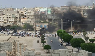 الشحر تشهد احتجاجات طلابية غاضبة اعتراضاً على استمرار ازمة الكهرباء وتدهور الخدمات الأساسية