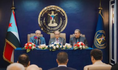 القائم بأعمال رئيس المجلس يستقبل دولة الرئيس حيدر أبوبكر العطاس