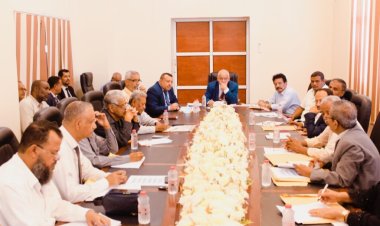 الوزير الوالي يترأس اللقاء التشاوري الثاني والموسع لمدراء مكاتب الخدمة المدنية والتأمينات في المحافظات المحررة