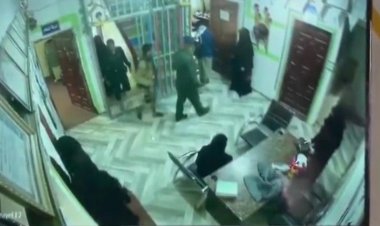 عناصر مسلحة تابعة لمليشيات الحوثي تقتحم مدرسة أهلية في محافظة إب اليمنية