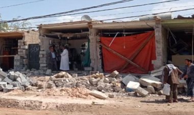 مليشيات الحوثي تقوم بهدم المحلات التجارية بالعاصمة اليمنية صنعاء